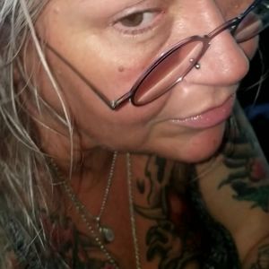 Meet your Posher, Connie